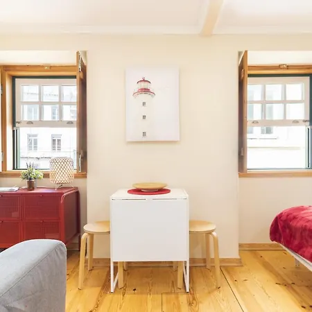 Budget Down Town Apartment Lisbon