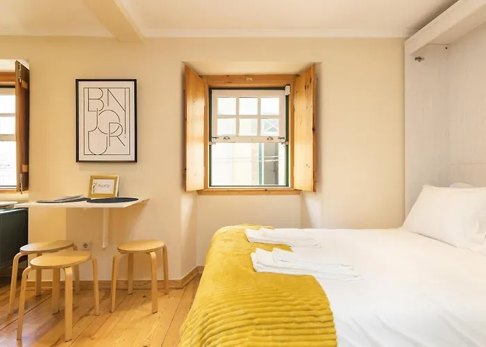 Budget Down Town Apartment *